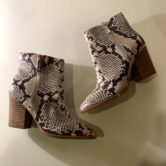 Nine West 6 Snakeskin Print Ankle Boots Booties Gray Black Leather Block Heel - Picture 5 of 12